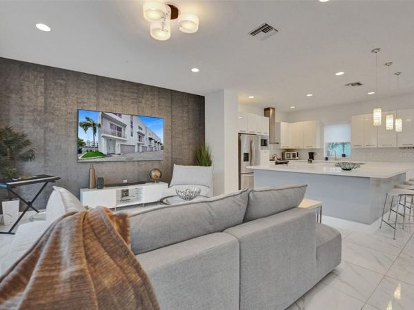 1371 N Ocean Boulevard, Pompano Beach, FL 33062