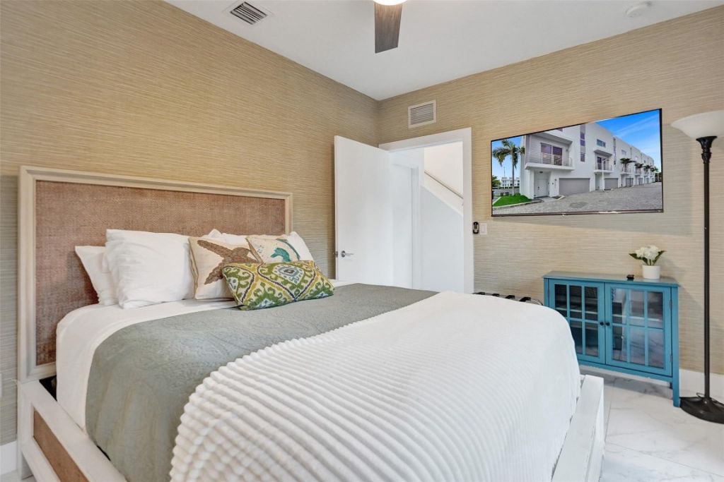 1371 N Ocean Boulevard, Pompano Beach, FL 33062 Photo