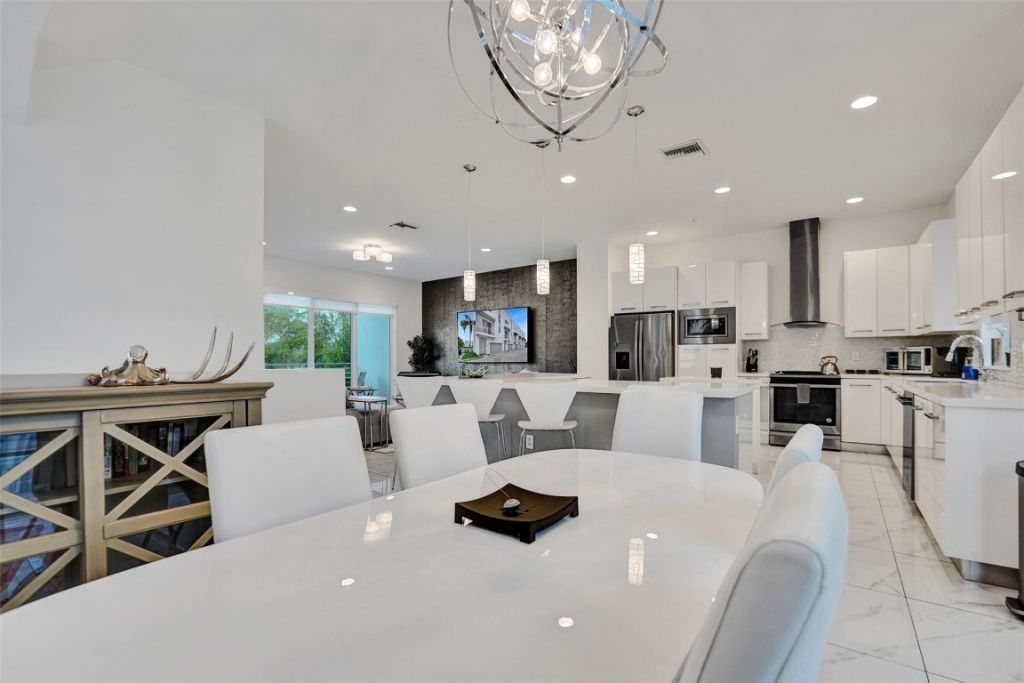 1371 N Ocean Boulevard, Pompano Beach, FL 33062 Photo