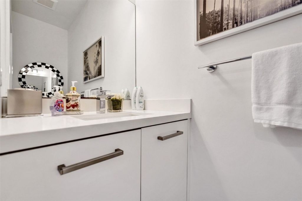 1371 N Ocean Boulevard, Pompano Beach, FL 33062 Photo