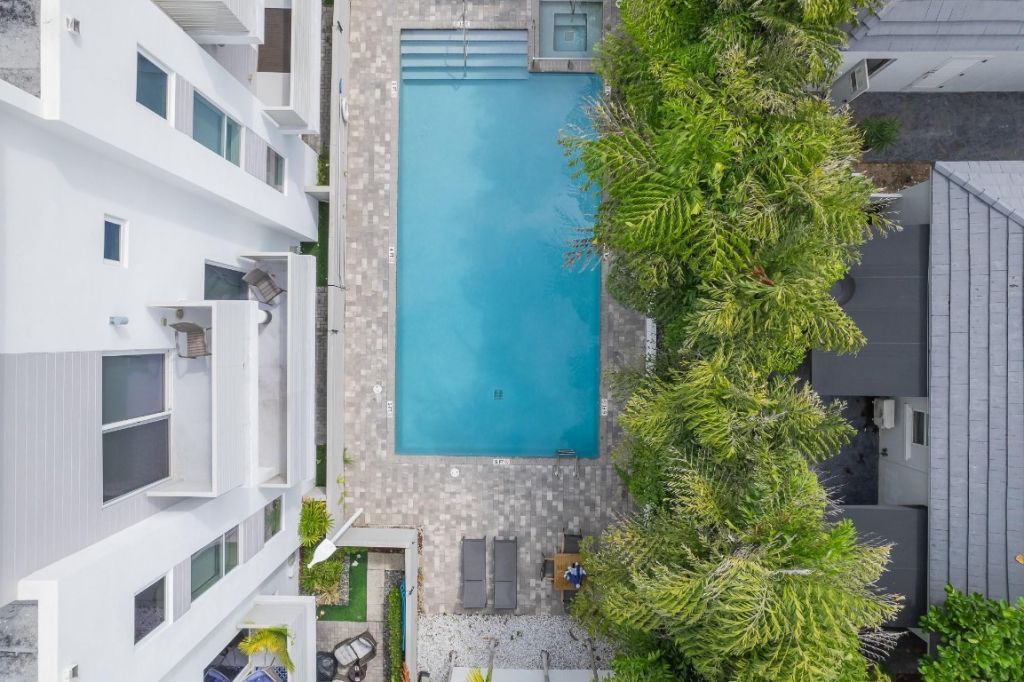 1371 N Ocean Boulevard, Pompano Beach, FL 33062 Photo