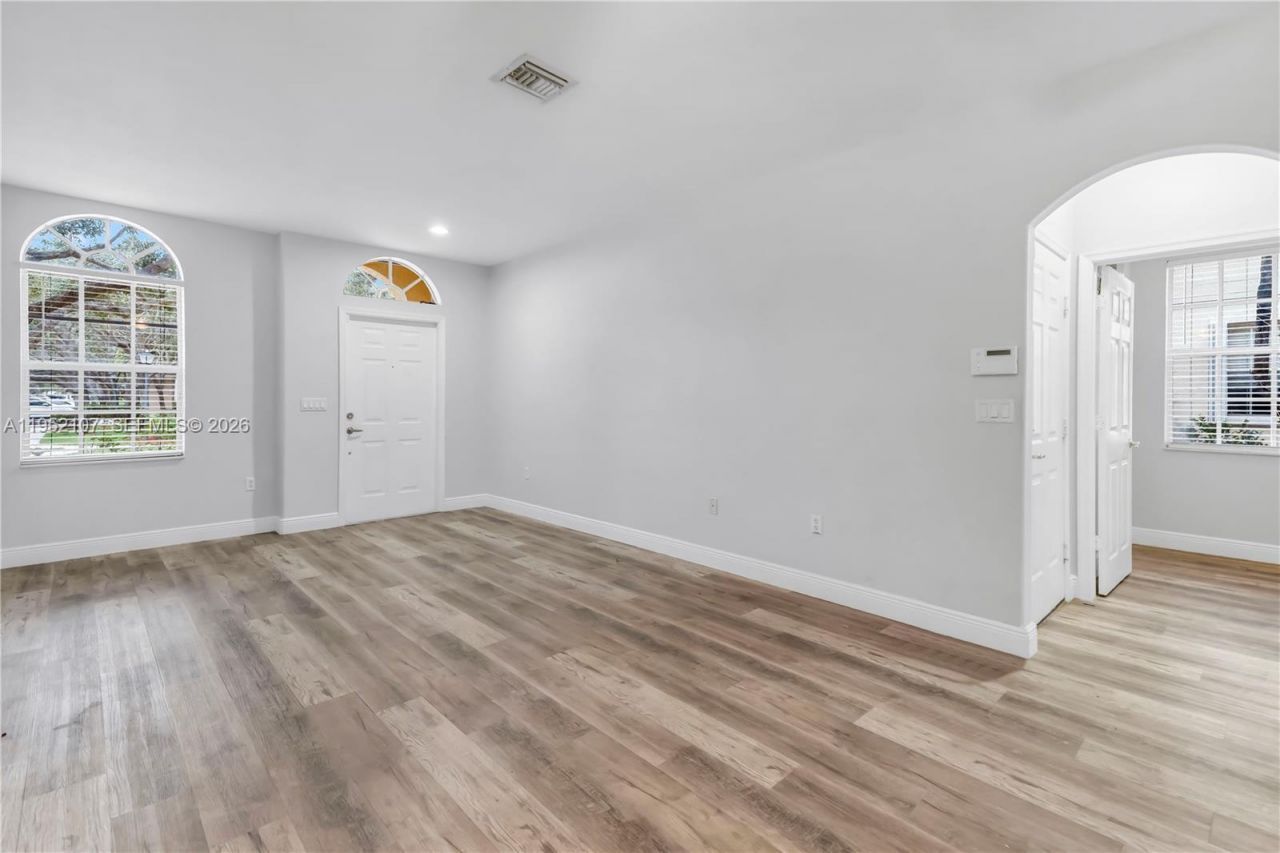 2540 SW 85th Ter, Unit 101, Miramar, FL 33025 Photo