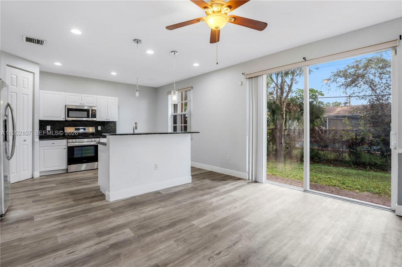 2540 SW 85th Ter, Unit 101, Miramar, FL 33025 Photo