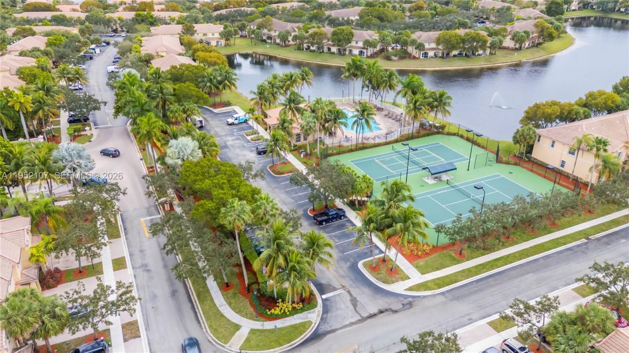 2540 SW 85th Ter, Unit 101, Miramar, FL 33025 Photo