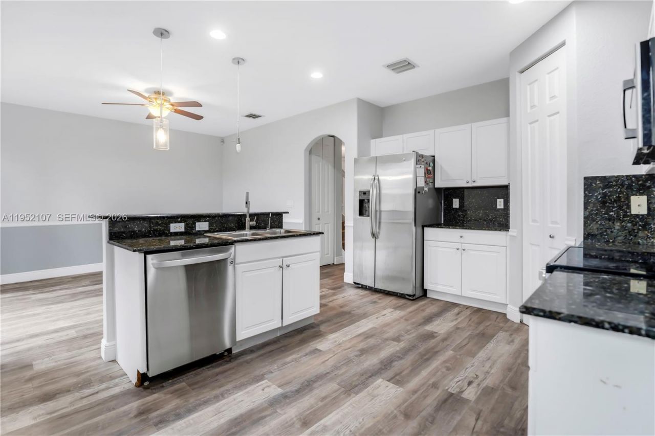 2540 SW 85th Ter, Unit 101, Miramar, FL 33025 Photo