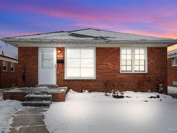 15219 University Street, Allen Park, MI 48101