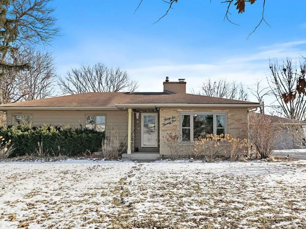 4621 Yender Avenue, Lisle, IL 60532