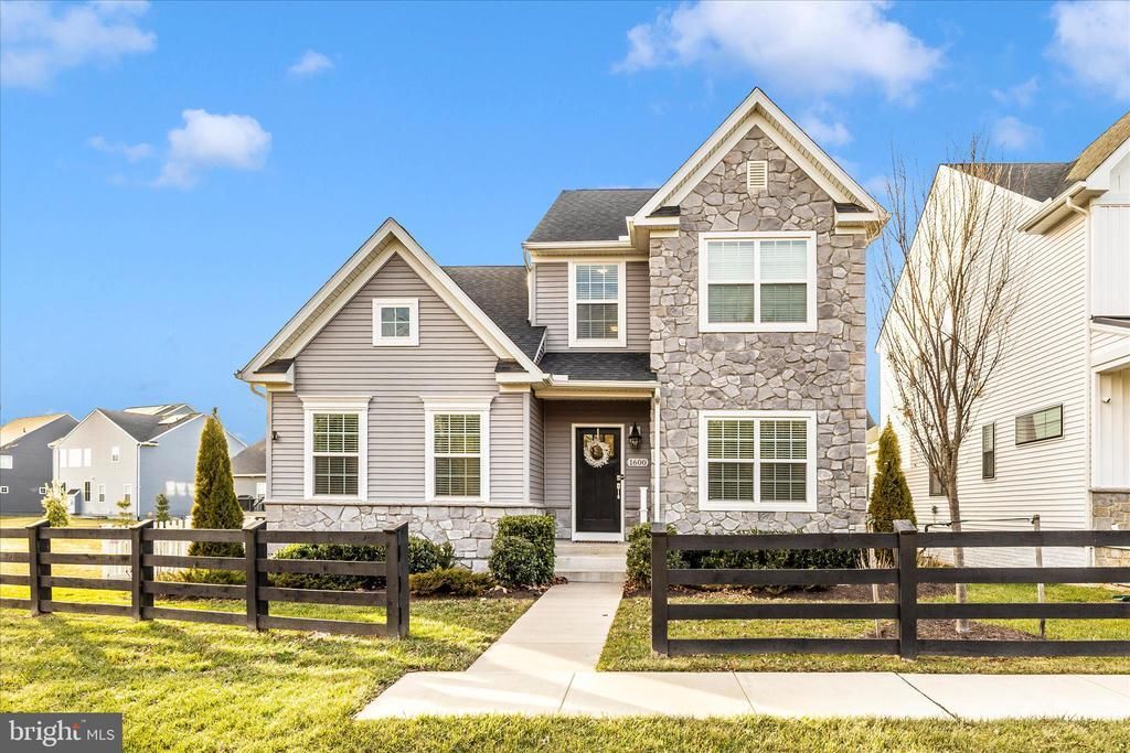 1600 Hobble Trail, Frederick, MD 21702 Main Photo