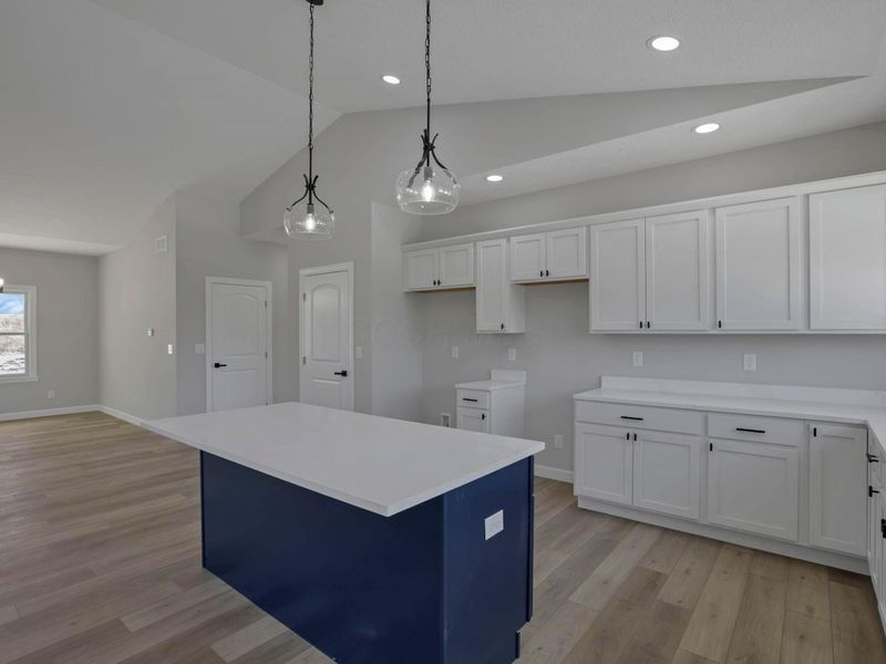 725 Trapp Lane, Hopewell, OH 43746 Photo 13