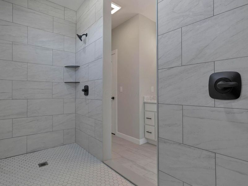 725 Trapp Lane, Hopewell, OH 43746 Photo 27