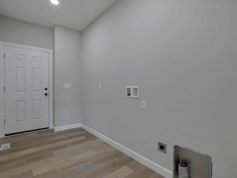 725 Trapp Lane, Hopewell, OH 43746 Photo 38