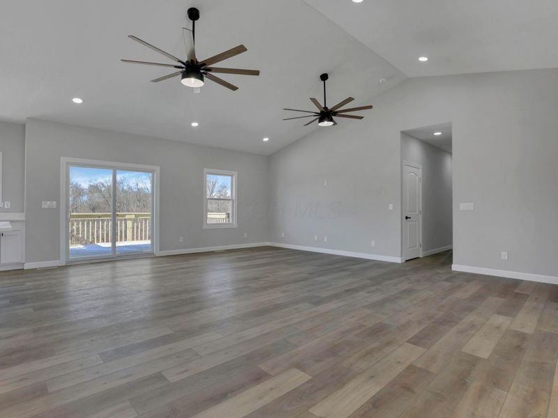 725 Trapp Lane, Hopewell, OH 43746 Photo 8