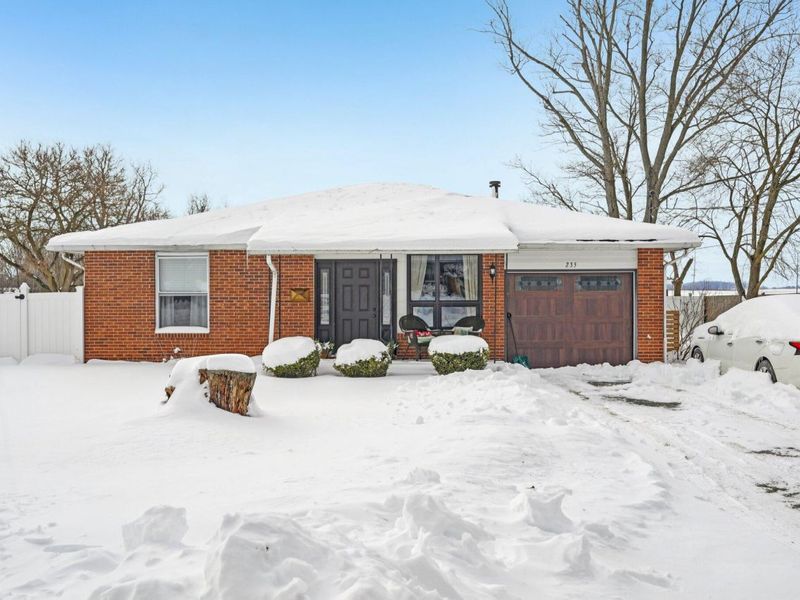 235 N Oak Street, London, OH 43140 Photo 3