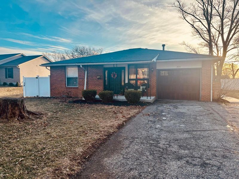 235 N Oak Street, London, OH 43140 Photo 4