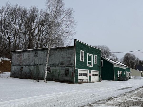 11-13 School Street, Guilford, ME 04443