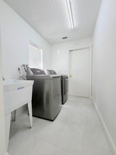 1712 NW 91st Avenue, Plantation, FL 33322 Photo