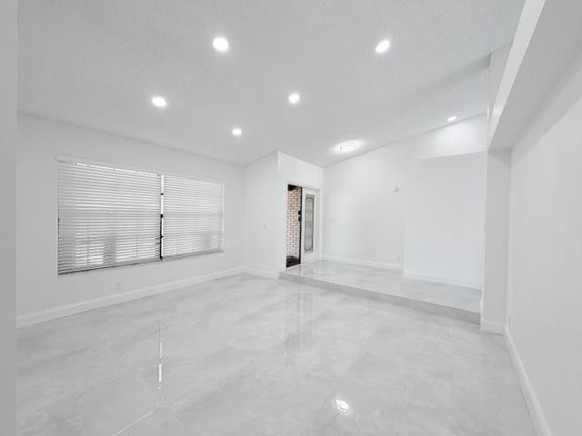 1712 NW 91st Avenue, Plantation, FL 33322 Photo