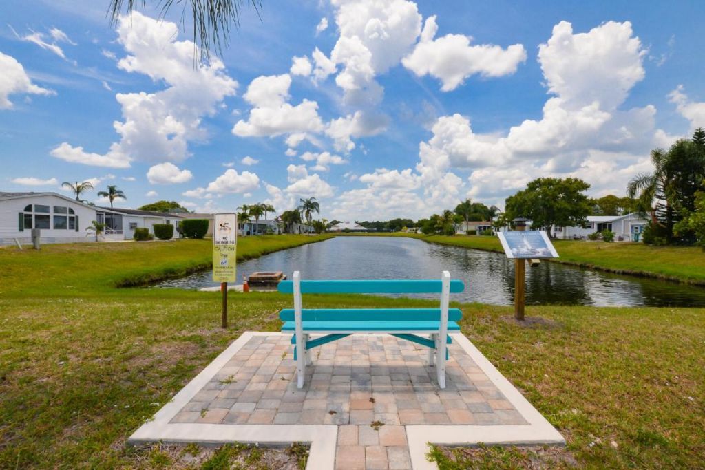 522 Hemingway Terrace, Fort Pierce, FL 34982 Photo