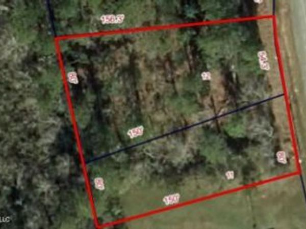 Akikai Drive, Diamondhead, MS 39525