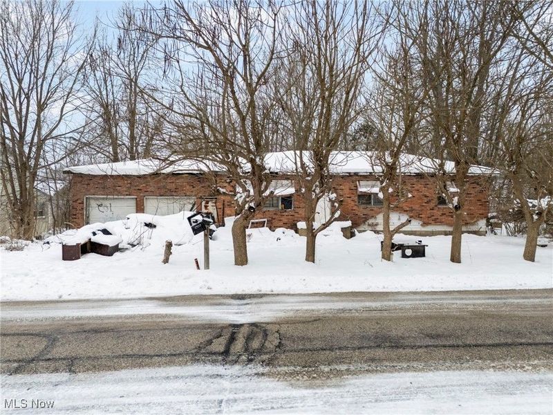 7202 Woodland Avenue, Chagrin Falls, OH 44023 Photo 1