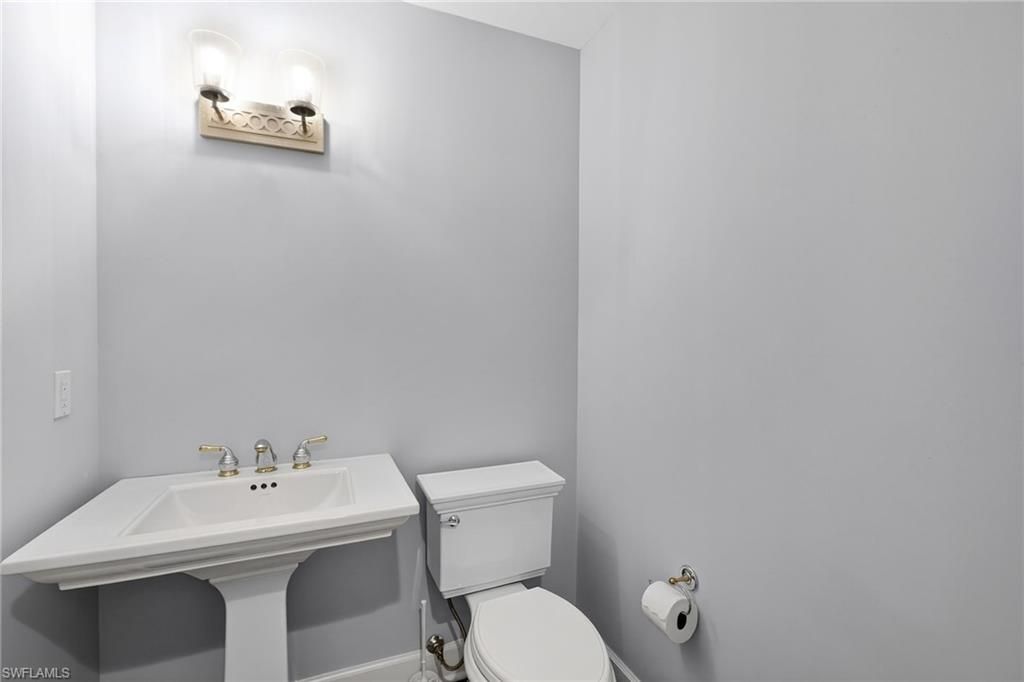 11620 Court Of Palms, Unit 105, Fort Myers, FL 33908 Photo