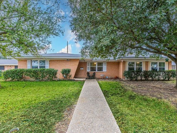 1704 Mountainview Drive , Waco, TX 76710