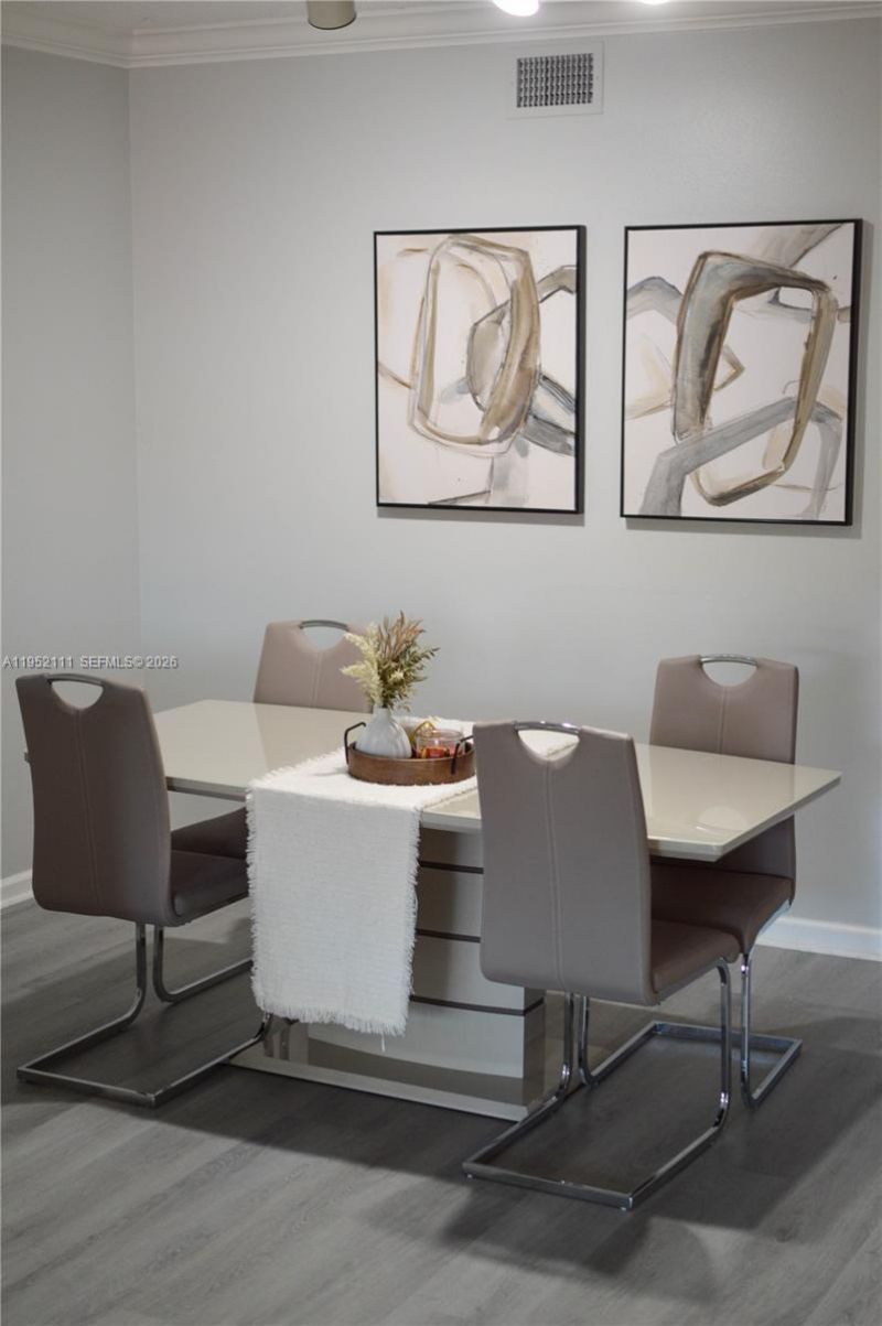 5840 W Sample Rd, Unit 305, Coral Springs, FL 33067 Photo