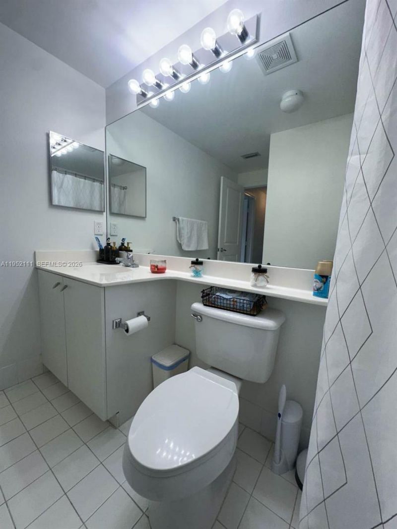 5840 W Sample Rd, Unit 305, Coral Springs, FL 33067 Photo