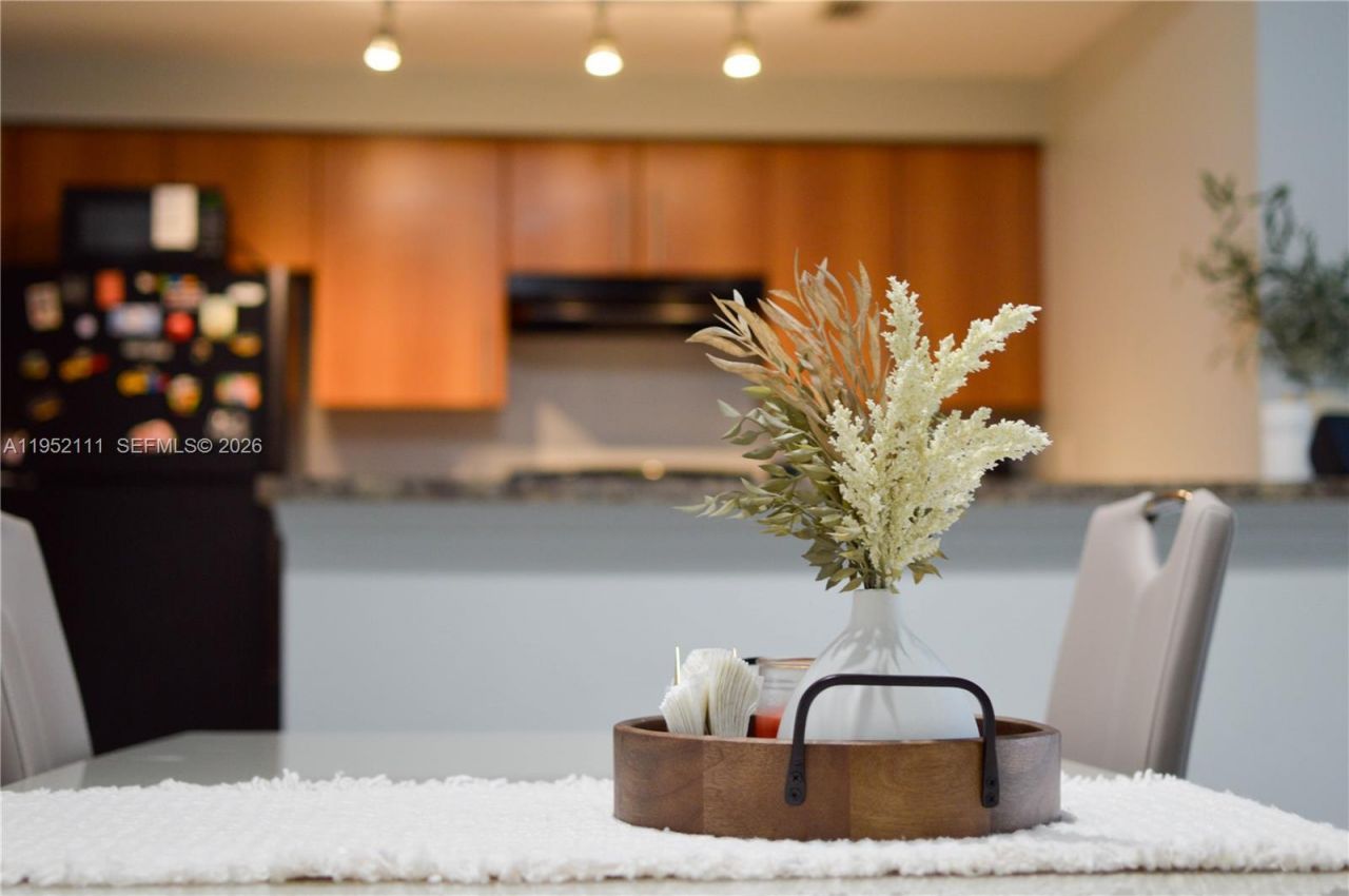 5840 W Sample Rd, Unit 305, Coral Springs, FL 33067 Photo