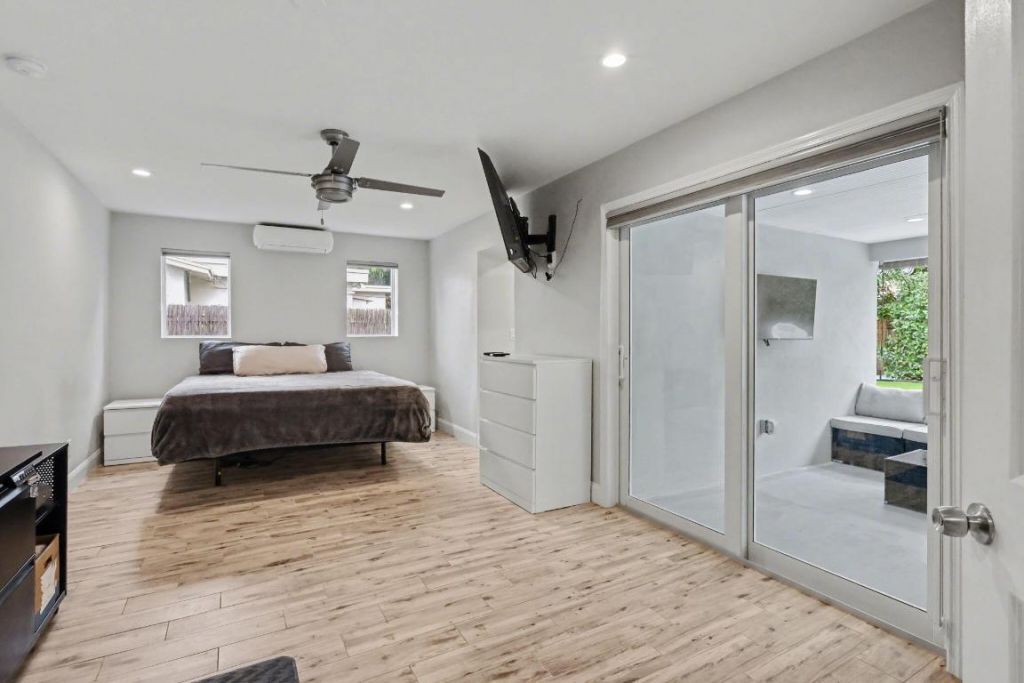 124 SW 11th Avenue, Boynton Beach, FL 33435 Photo