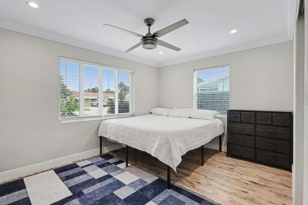 124 SW 11th Avenue, Boynton Beach, FL 33435 Photo