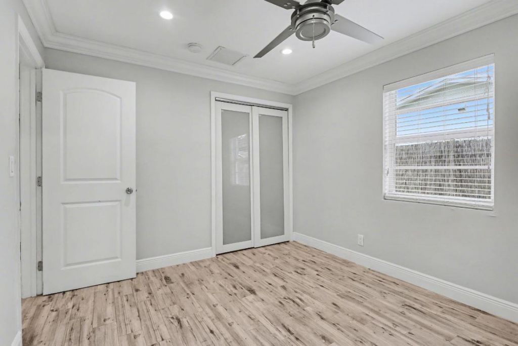 124 SW 11th Avenue, Boynton Beach, FL 33435 Photo