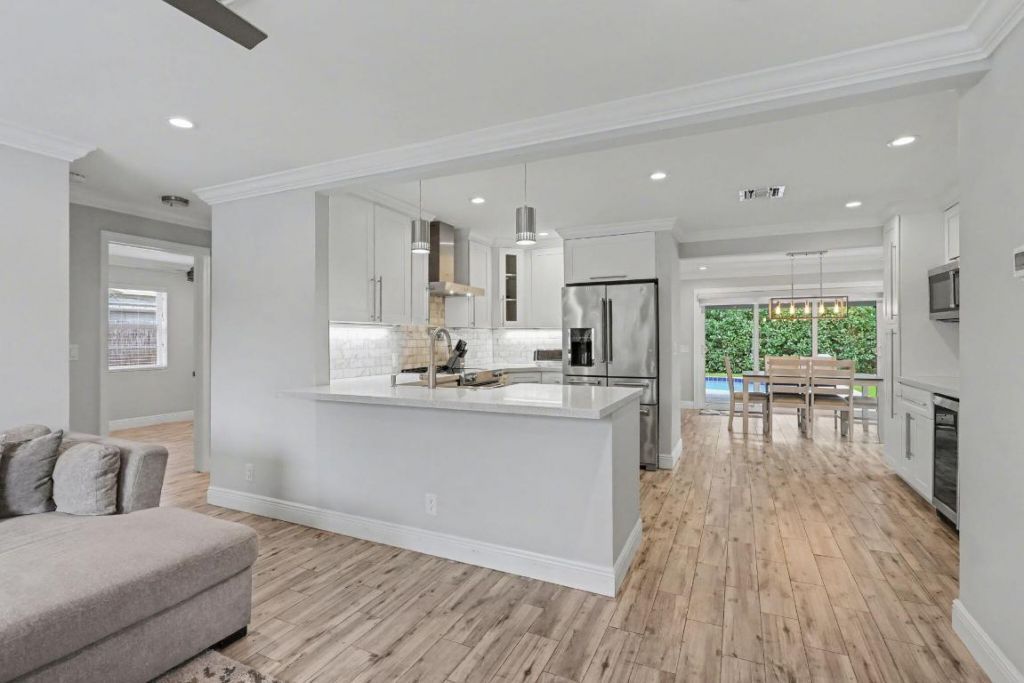 124 SW 11th Avenue, Boynton Beach, FL 33435 Photo