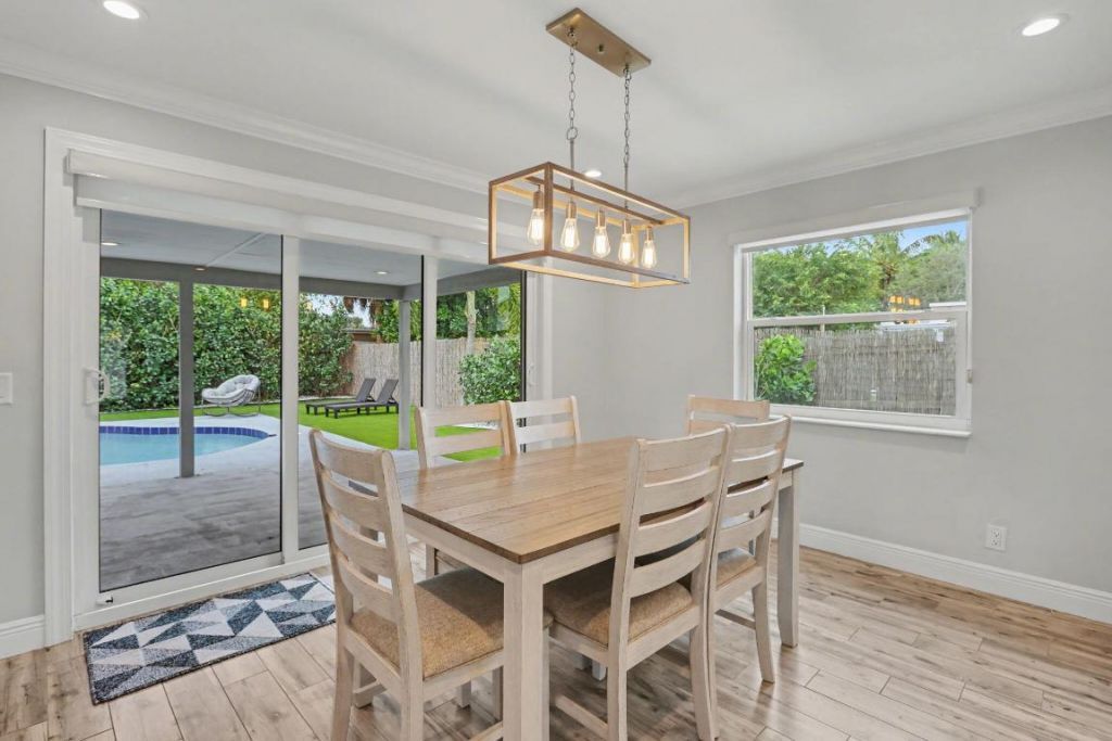 124 SW 11th Avenue, Boynton Beach, FL 33435 Photo