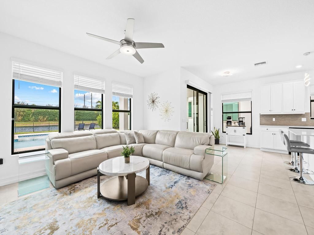 8683 Grand Prix Lane, Boynton Beach, FL 33472 Photo