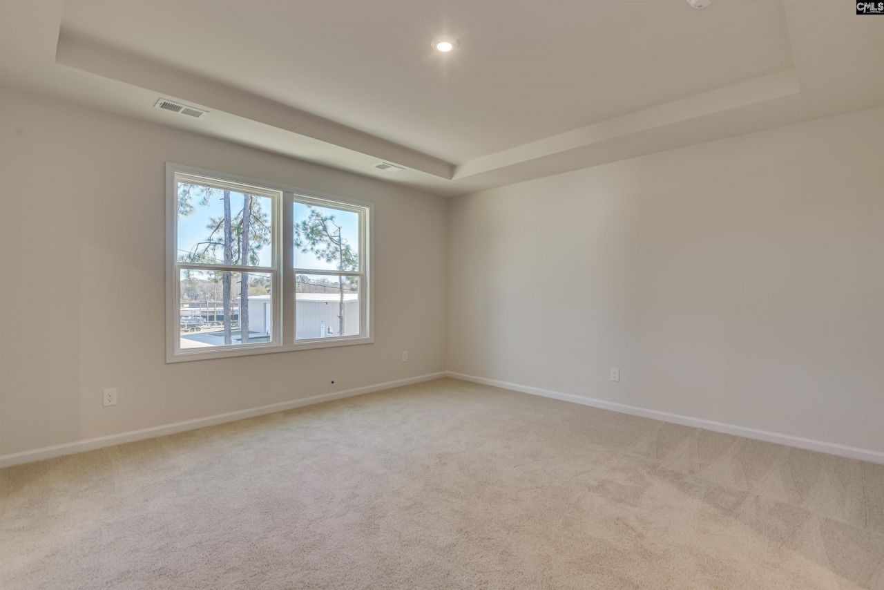 132 Bloomsbury Drive  Photo 17