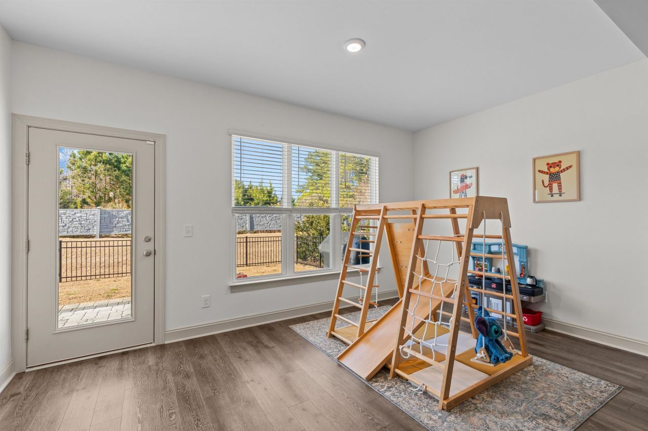 860 Gammon Dr. Photo 19