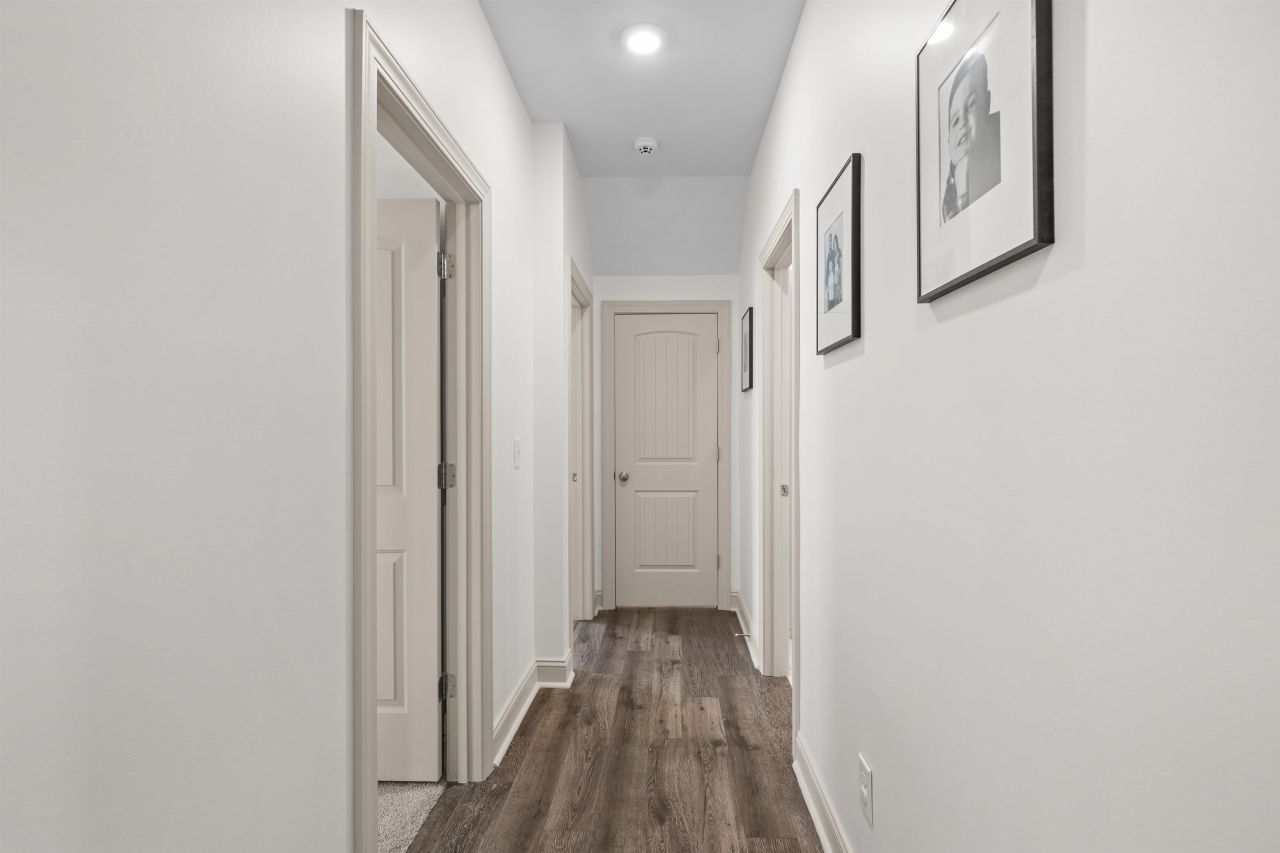 860 Gammon Dr. Photo 6