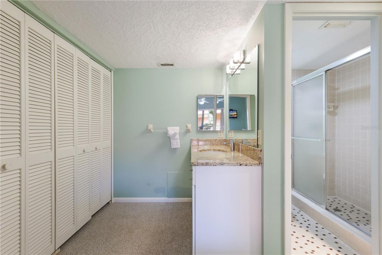 6006 Gulf Drive, Unit 214, Holmes Beach, FL 34217 Photo