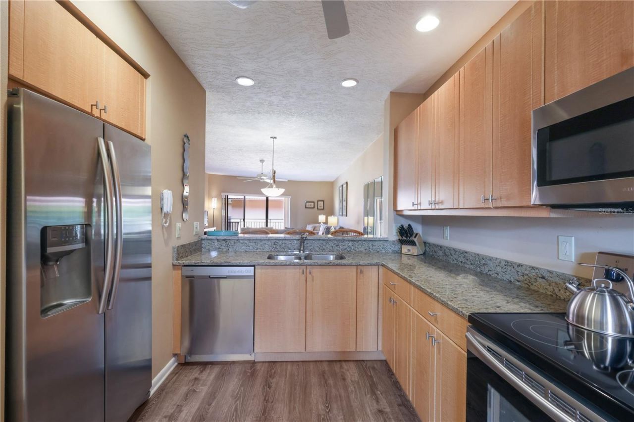 6006 Gulf Drive, Unit 214, Holmes Beach, FL 34217 Photo