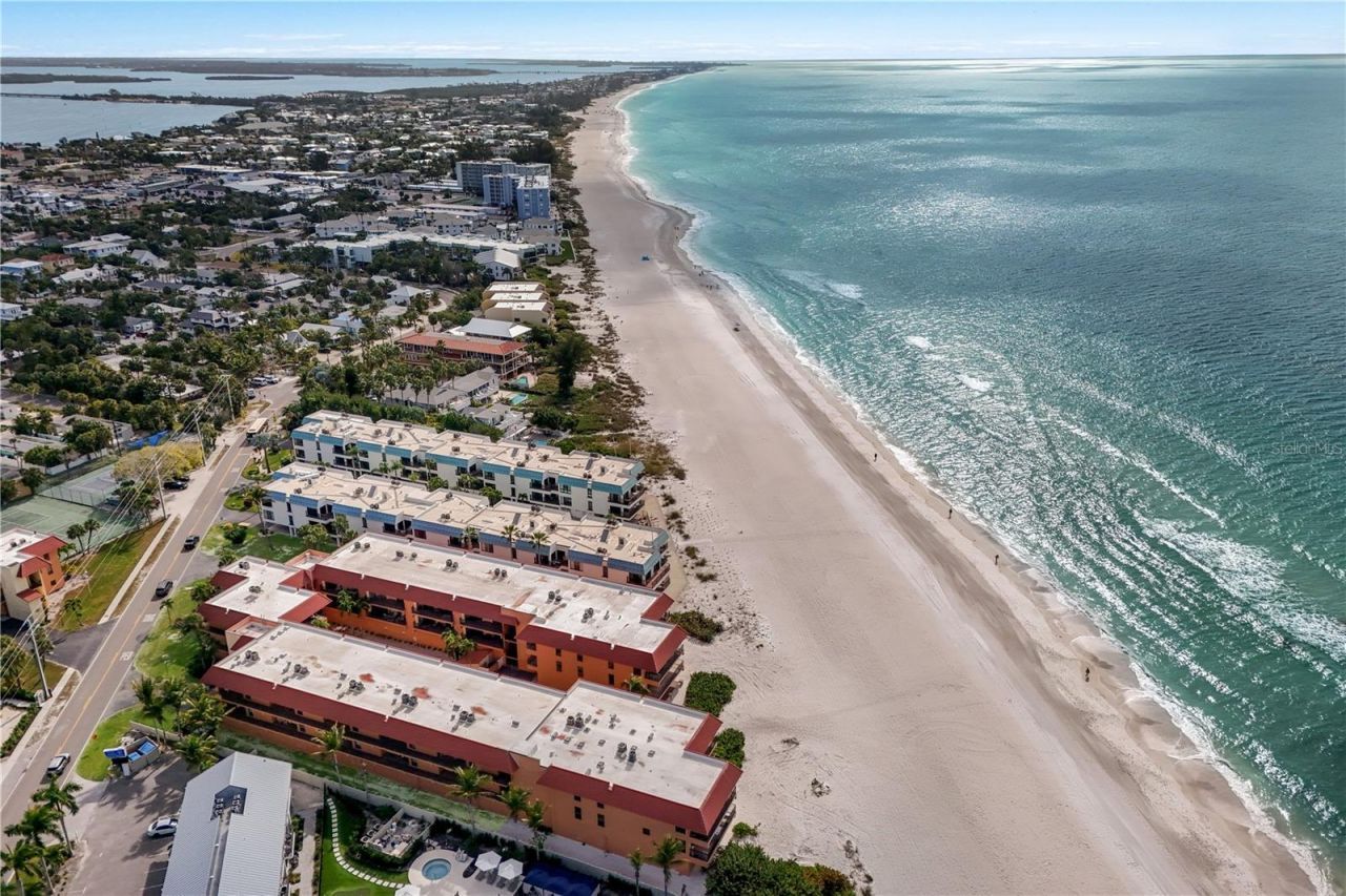 6006 Gulf Drive, Unit 214, Holmes Beach, FL 34217 Photo