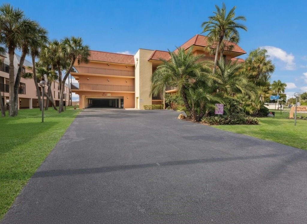 6006 Gulf Drive, Unit 214, Holmes Beach, FL 34217 Photo
