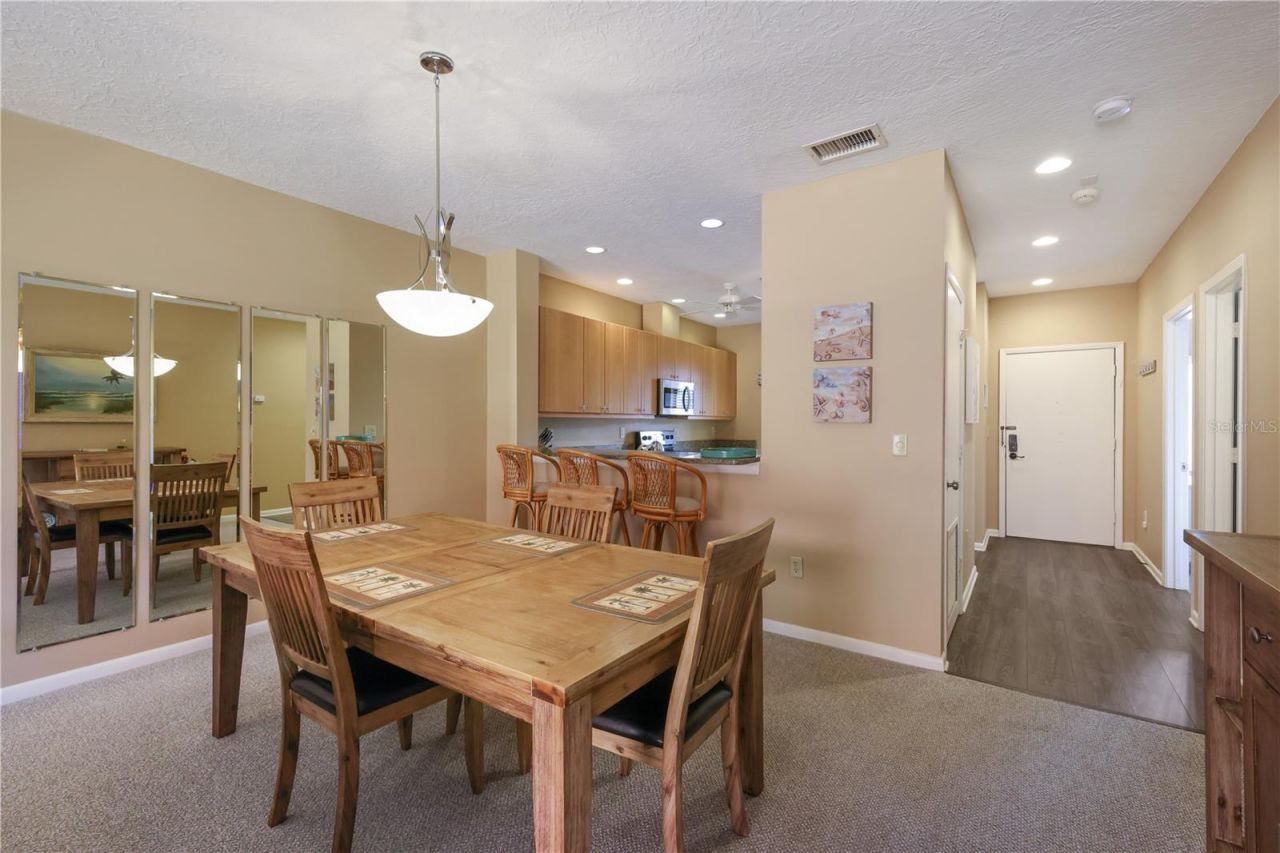 6006 Gulf Drive, Unit 214, Holmes Beach, FL 34217 Photo