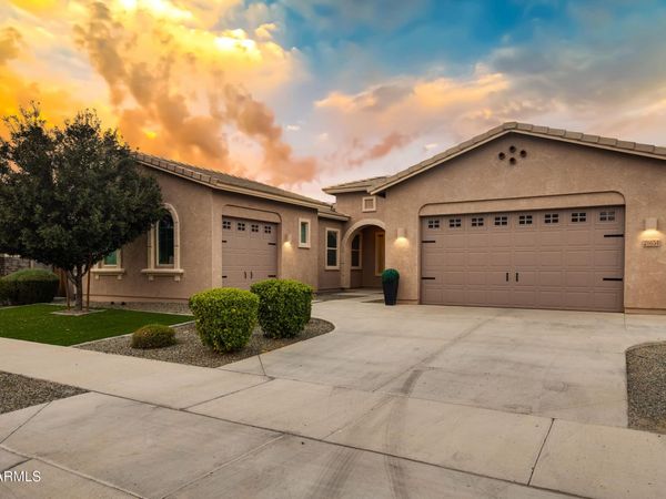 21654 E VIA DE ARBOLES, Queen Creek, AZ 85142