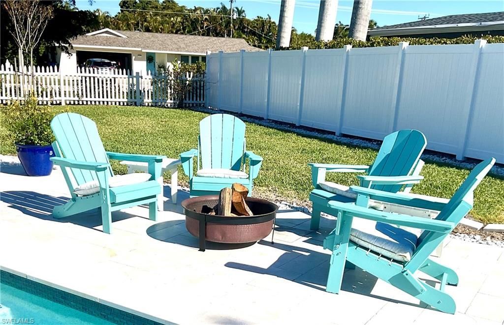 1086 N Town And River Dr, Fort Myers, FL 33919 Photo