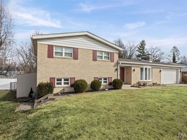 4317 Briarcliff Drive, Alton, IL 62002