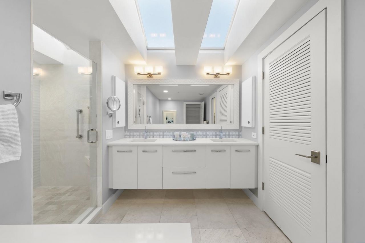 1641 Lands End Village, Unit 1641, Captiva, FL 33924 Photo