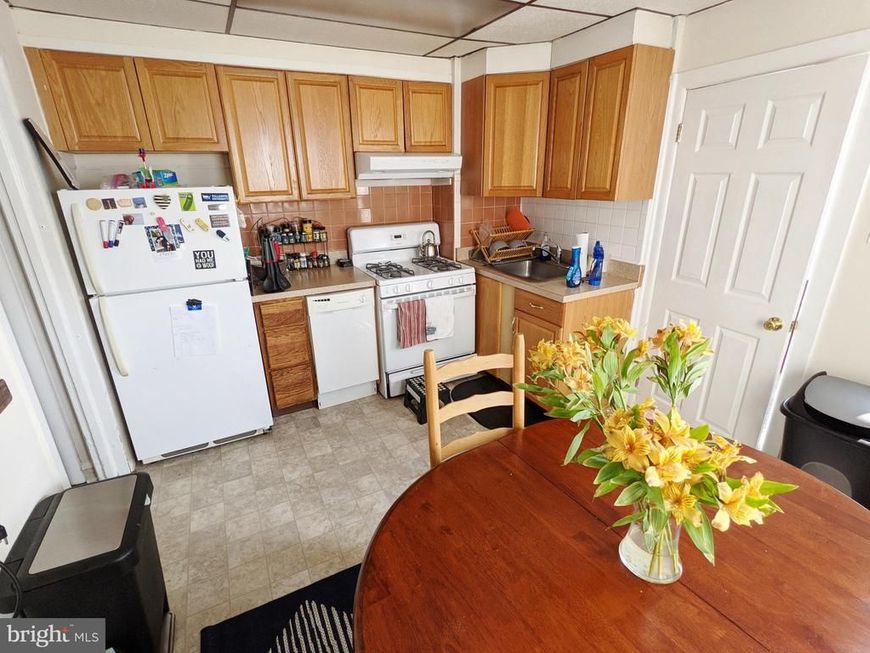 728 W Railroad Avenue, Bryn Mawr, PA 19010 Main Photo