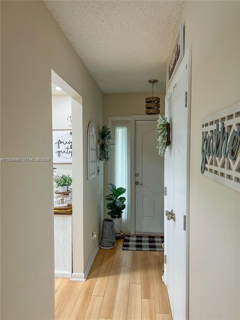 319 Colony Ln , Unit B, Fort Pierce, FL 34982 Photo