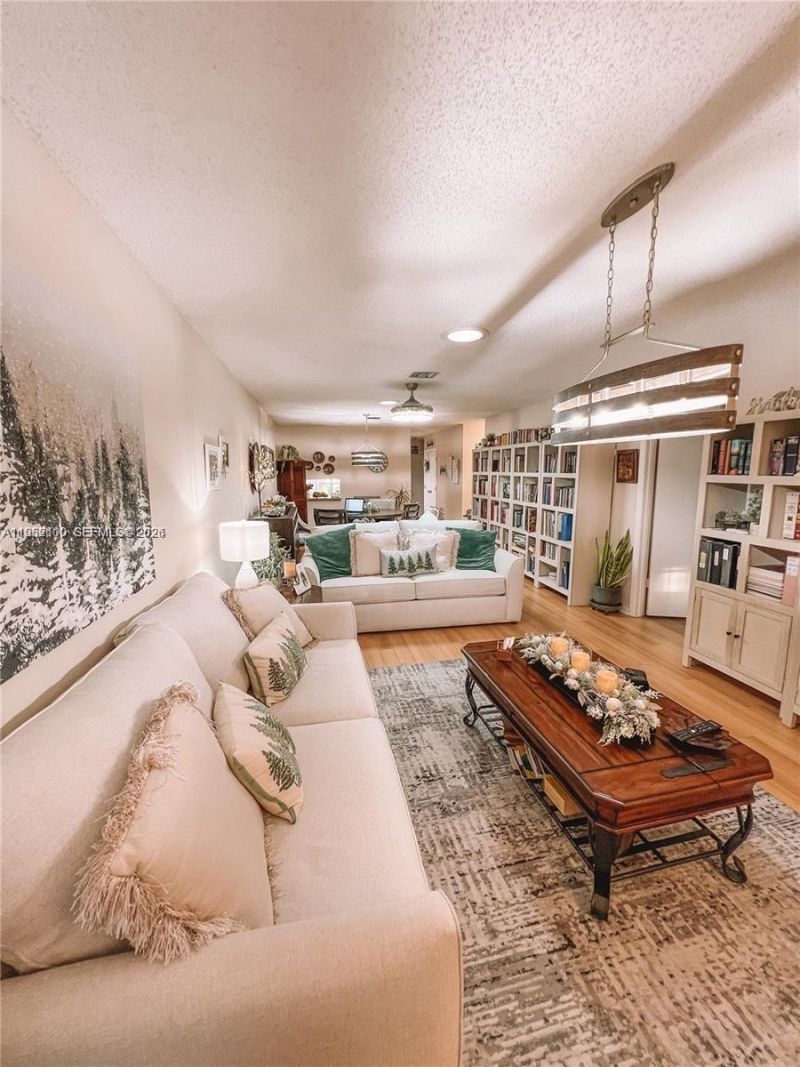 319 Colony Ln , Unit B, Fort Pierce, FL 34982 Photo